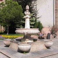 Der Brunnen am Garibaldi Platz