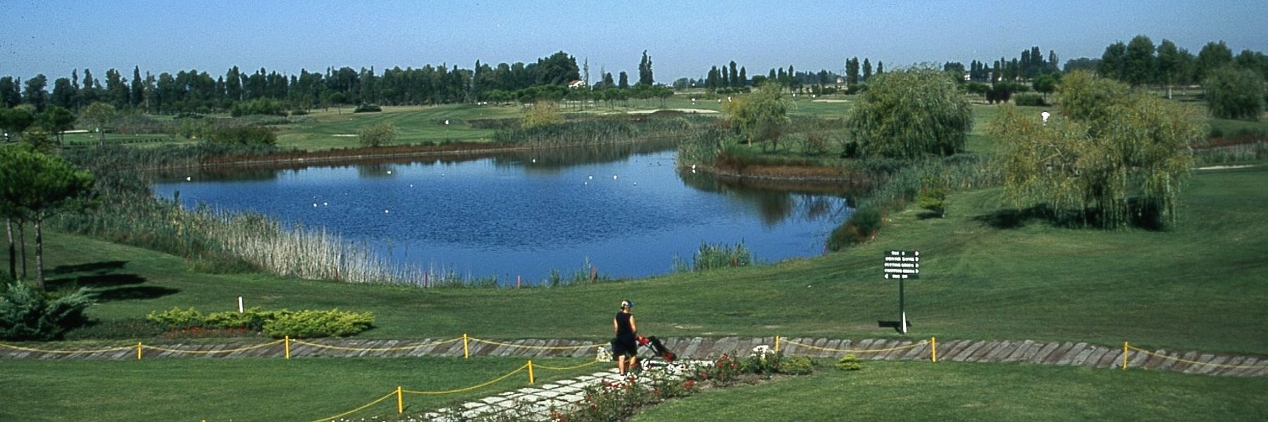 Adriatic Golf Club Cervia - April Calendar