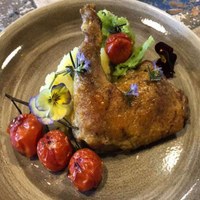 Roast guinea fowl with herbs and Cervia salt