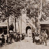 La Place Piazza Pisacane 