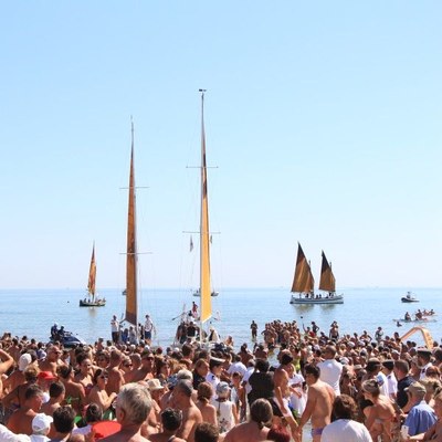 Ferragosto con gli autori - Cervia, la spiaggia ama il libro 