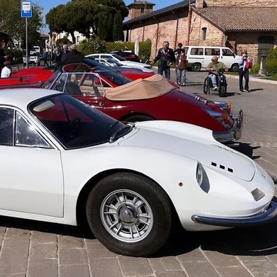 Autoclassic Raduno auto d'epoca e di Ferrari