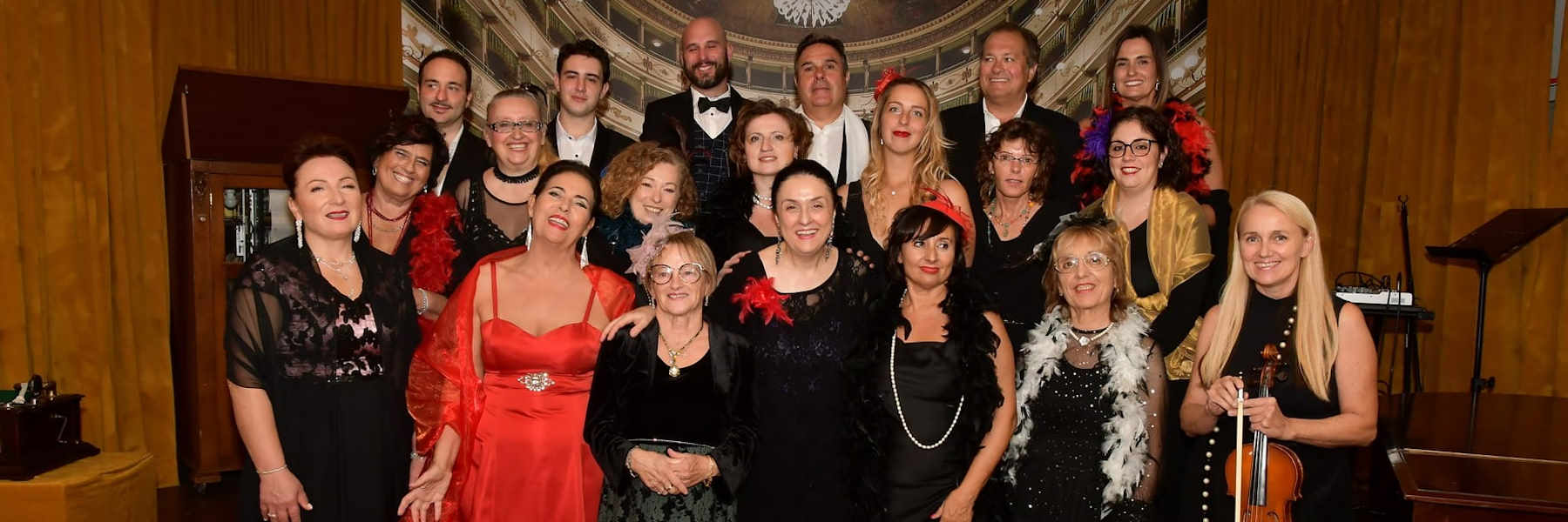 Bollicine e Belle Epoque, coro lirico in Salina