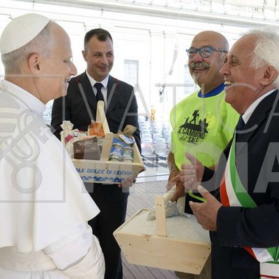 Consegnato a Papa Leone XIV il sale di Cervia
